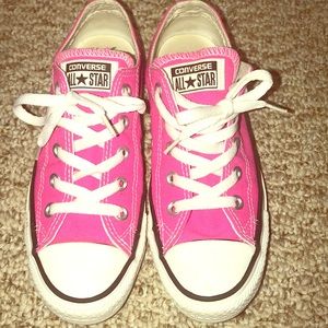 PINK CONVERSE